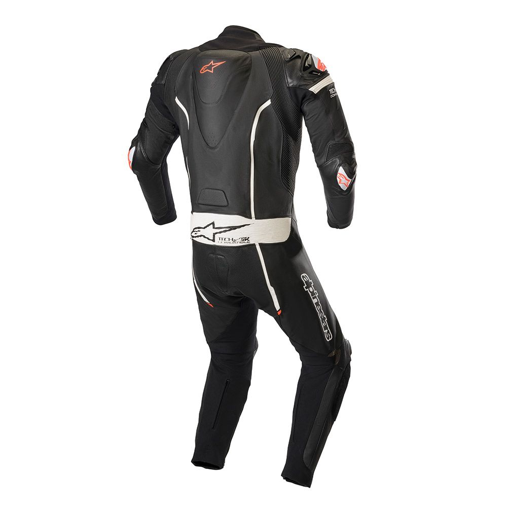 Мото екип ALPINESTARS GP PRO V2 TECH-AIR BLACK/WHITE 1pc