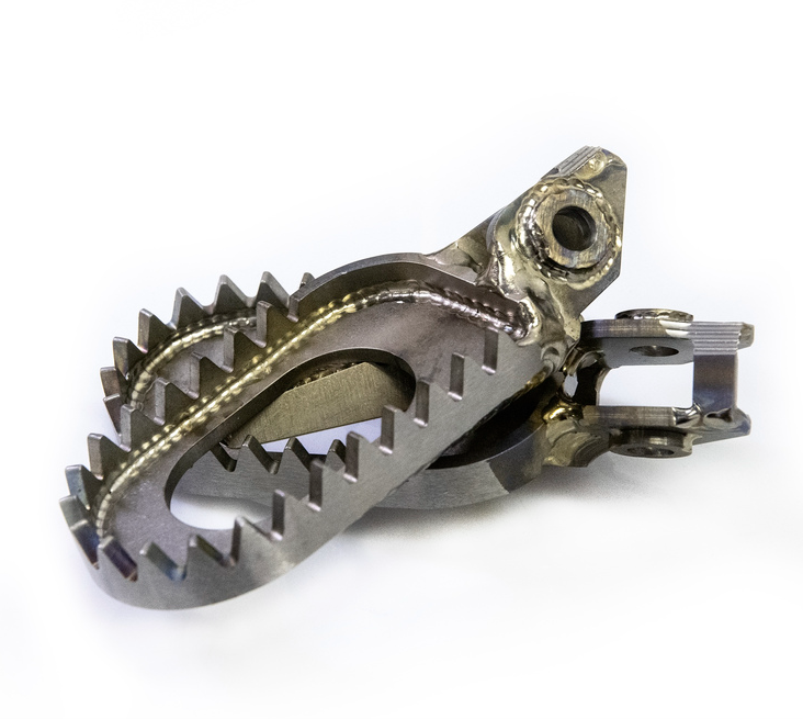 Степенки RFX Factory Titanium Footrests Yamaha/Fantic