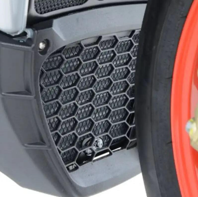 Протектор за маслен охладител R&G Racing Oil Cooler Racing Guard TITANIUM Aprilia RSV4 / Tuono V4