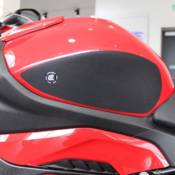 Протектор за резервоар R&G RACING Eazi-Grip Evo Tank Traction Pads Set - Black BMW S1000RR 19-25