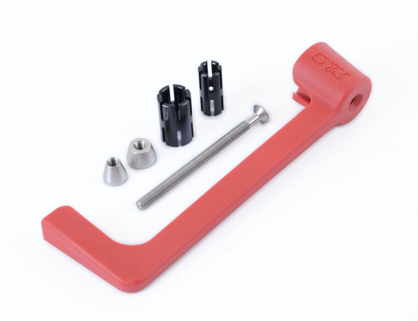 Протектори за кормило R&G RACING Moulded Lever Guard - Red Husqvarna Svartpilen 125 / Vitpilen 401 KTM RC 125/390