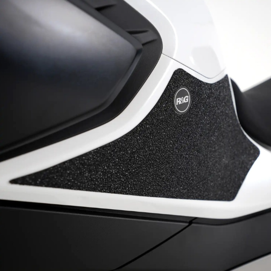 Протектор за резервоар R&G RACING Tank Traction Pads (Set 2 Pieces) - Black CFMOTO 800NK SPORT 23-25 / ADVANCED 23-24