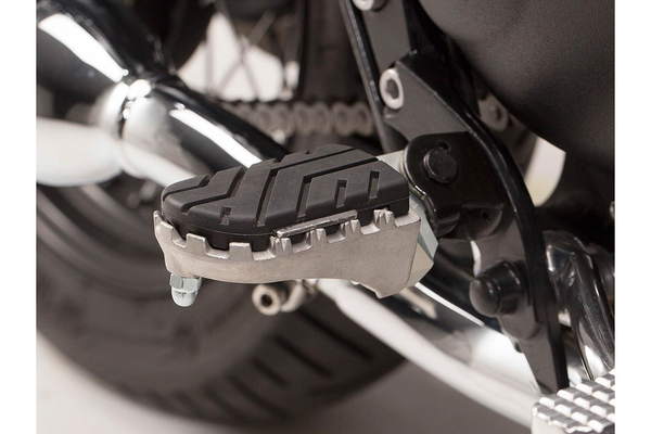 Мото степенки SW-MOTECH FOOTREST KIT ION BONNEVILLE 865