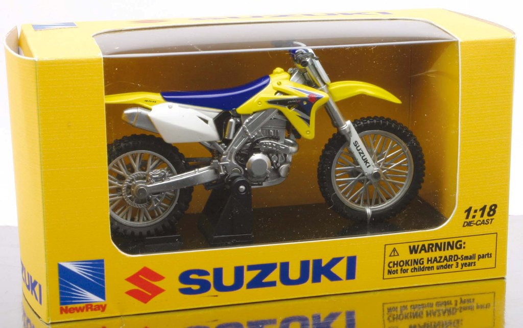 Мотоциклет играчка Suzuki Cross 1:18