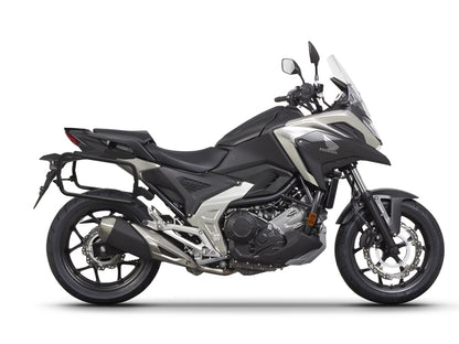 Монтажен комплект за куфари SHAD 4P SYSTEM HONDA NC 750 X '21