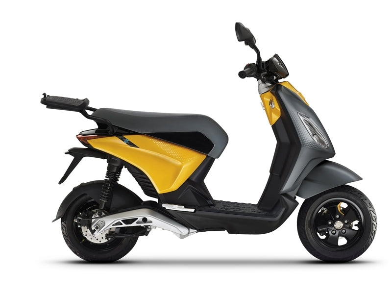 Монтажен комплект за куфари SHAD TOP MASTER PIAGGIO ONE ELECTRICA '22