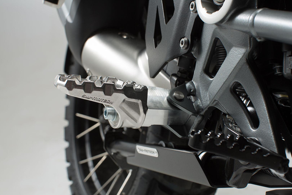 Мото степенка SW-MOTECH EVO FOOTREST KIT MT-09 ABS 22