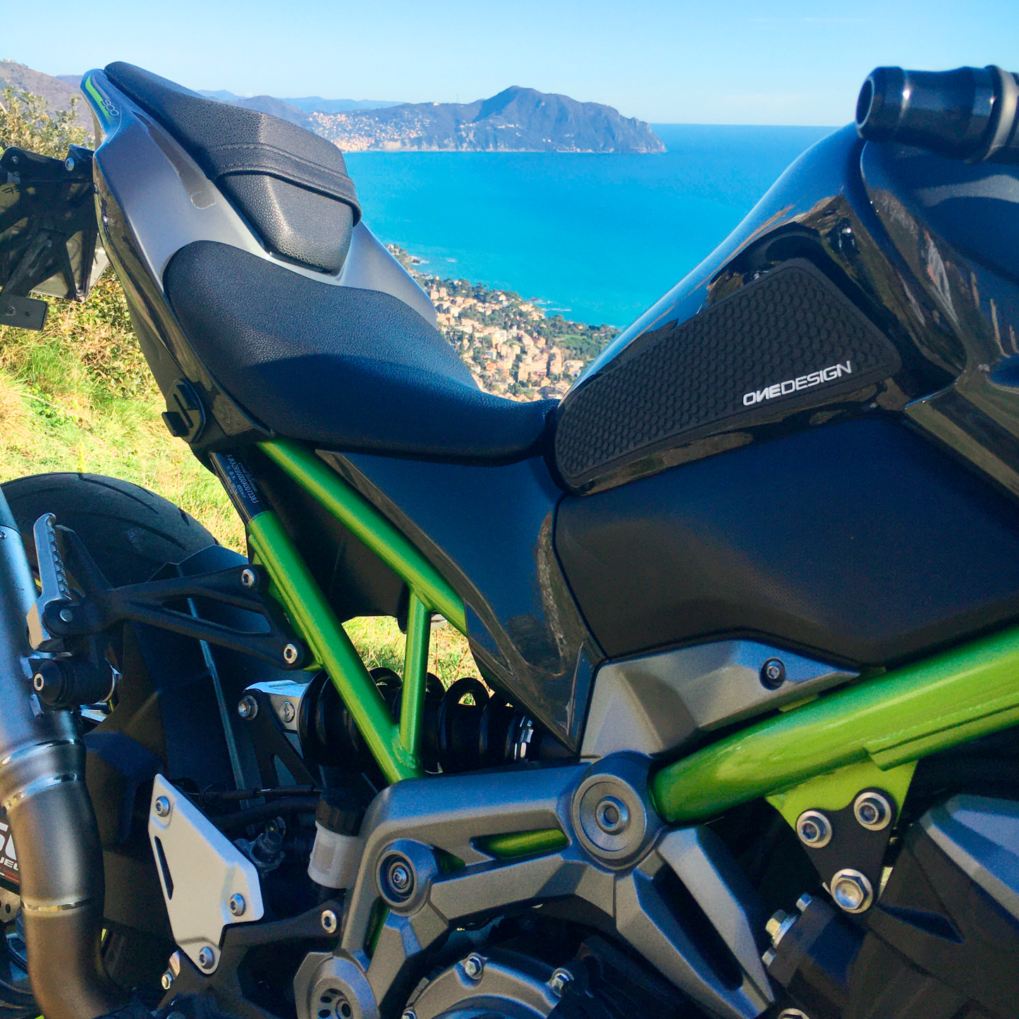 Протектор за резервоар Kawasaki HDR263/PR3534