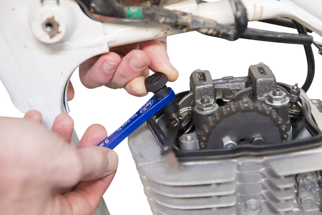 Инструмент за регулиране на клапани MOTION PRO TOOL TAPPET ADJ 4X10MM