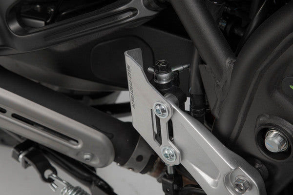 Протектор за спирачна помпа SW-MOTECH Brake Cylinder Guard YAMAHA TENERE 700 20-25