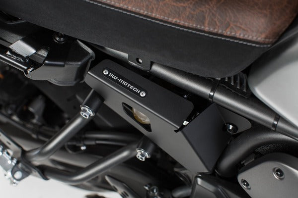 Протектор съд спирачна течност SW-MOTECH BRAKE RESERVOIR GUARD SET 1