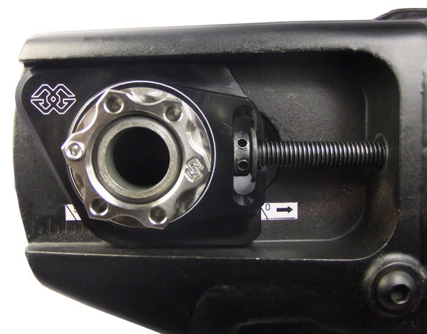 Обтегач верига GILLES CHAIN ADJUSTER AXB BK RSV4 1000