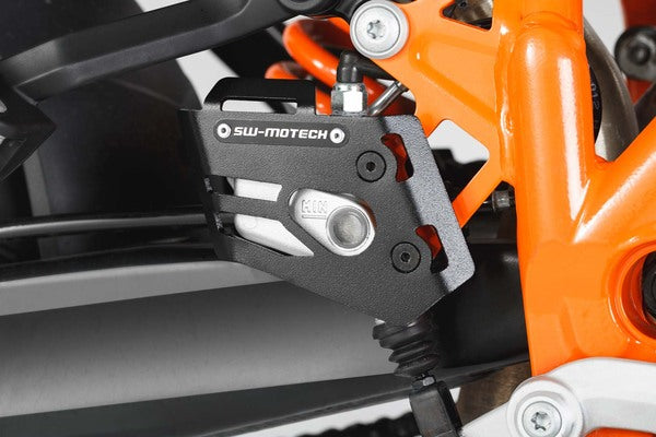 Протектор спирачна помпа SW-MOTECH GUARD BRAKE CYLINDER ADVENTURE 990