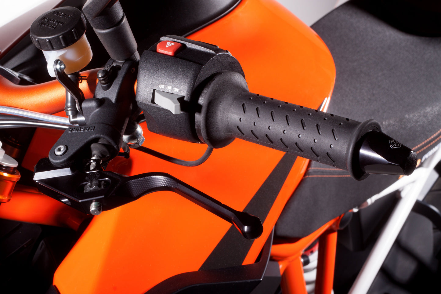 ЛОСТ ЗА СЪЕДИНИТЕЛ GILLES Hand Clutch Lever FXL BK BMW S1000RR ABS 10-14