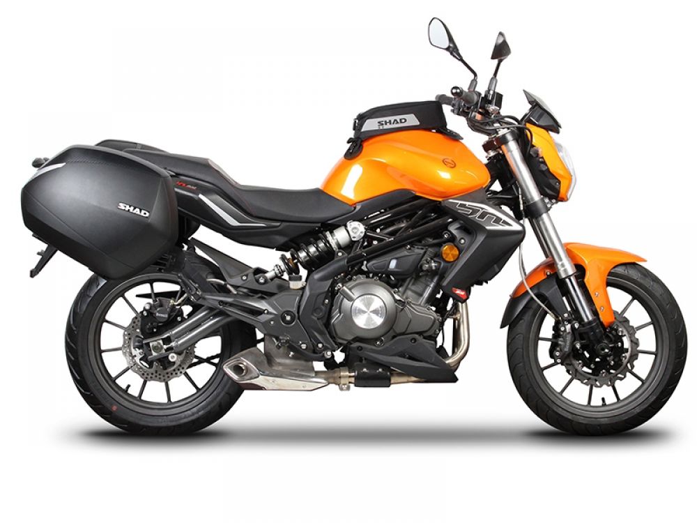 Монтажен комплект за куфари SHAD 3P SYSTEM BENELLI BN 302 '15