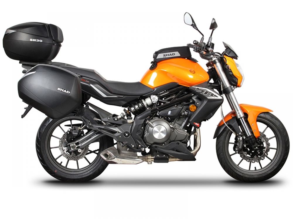 Монтажен комплект за куфари SHAD 3P SYSTEM BENELLI BN 302 '15