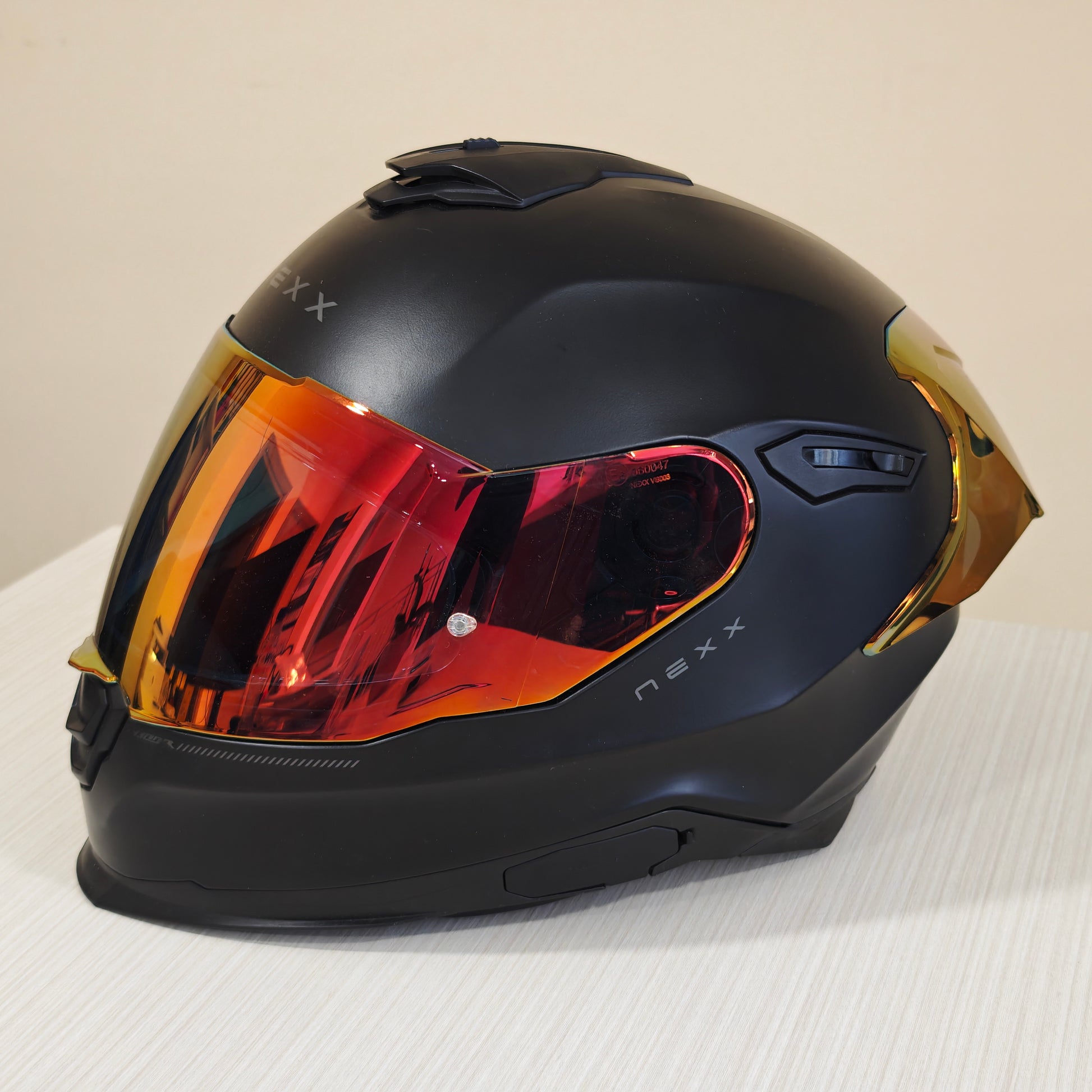 Каска NEXX Y100R SUBSONIC BLACK RED MATT - ВЪРНАТА БРОЙКА