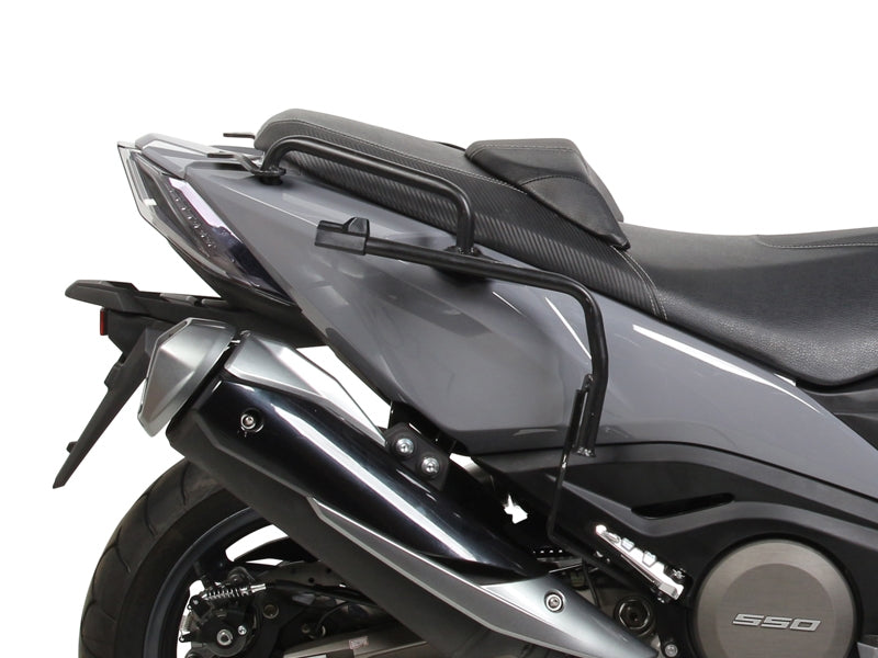 Монтажен комплект за куфари SHAD 3P SYSTEM KYMCO AK 550 '17