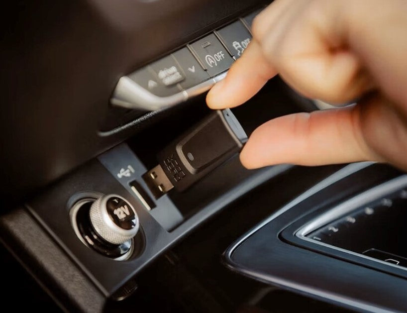 Адаптор CarPlay QUAD LOCK Wireless CarPlay Adaptator Mini