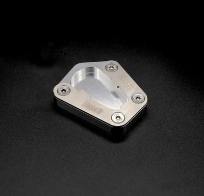 Адаптер за странична стойка R&amp;G RACING Side Stand Shoe - Triumph Speed Triple 1200 RS/RR