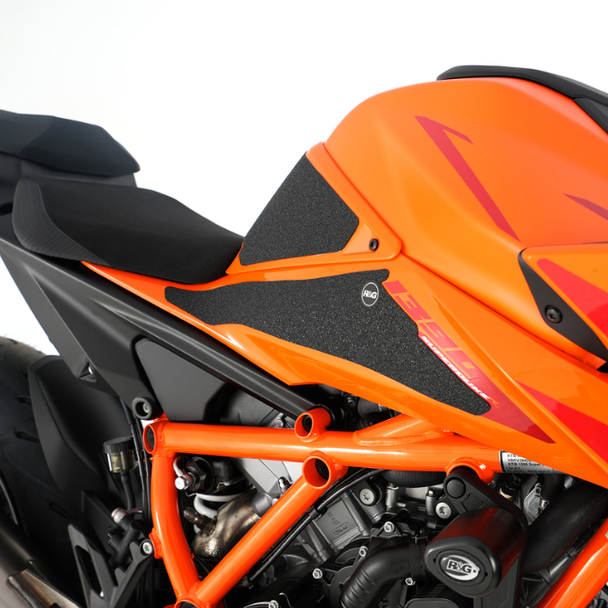 Протектор за резервоар R&amp;G RACING Tank Traction Pads (Set 2 Pieces Side) - Black KTM SuperDukeR 1390
