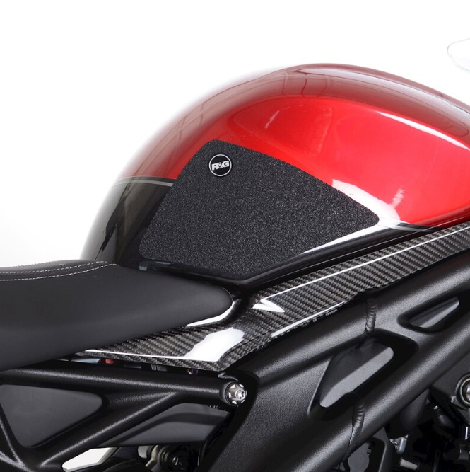 Протектор за резервоар R&amp;G RACING Tank Traction Pads Set 2 Pieces - Black Triumph Speed Triple 1200RR