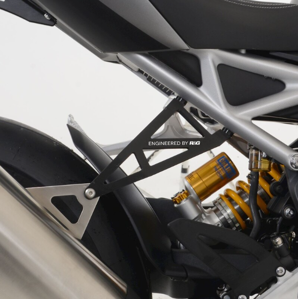 Плоча за генерация R&amp;G RACING Rear Footrest Blanking Plate Kit &amp; Exhaust hangers black - Triumph Speed Triple RS/RR