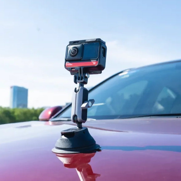 Стойка за закрепване на екшън камера Insta360 Suction Cup Car Mount