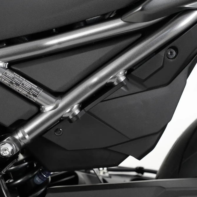 Плоча R&amp;G RACING Footrest Blanking Plate Suzuki GSX-8S 23-25