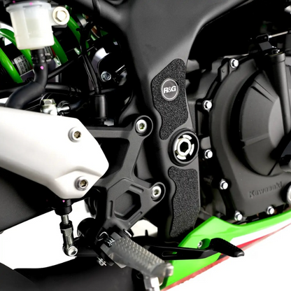 Комплект протектори за ботуши R&amp;G RACING Frame Boot Guard Set Kawasaki ZX-4RR 23-25