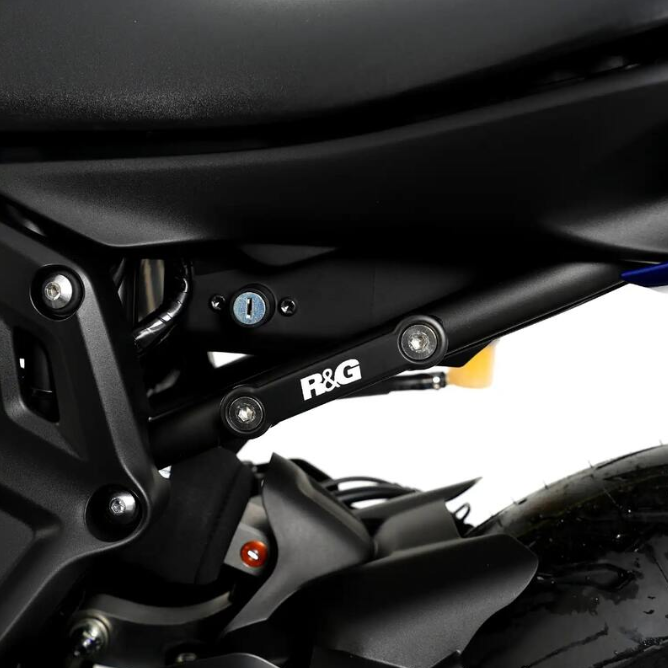 Плоча R&amp;G RACING Rear Footrest Blanking Plate Silver Yamaha MT-07 14-25