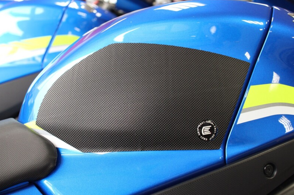 Протектор за резервоар R&amp;G RACING Eazi-Grip Pro Tank Traction Pads Set - Black GSX-R 1000 17-21