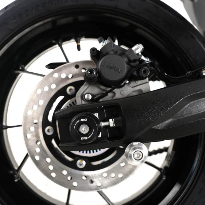 Краш тапи за ост R&amp;G RACING Swingarm Protection Suzuki GSX-8