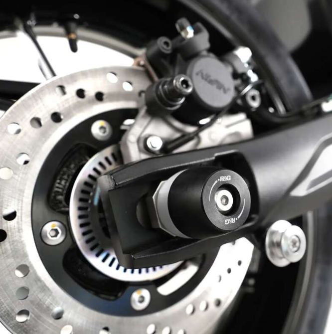 Краш тапи за ост R&amp;G RACING Swingarm Protection Suzuki GSX-8