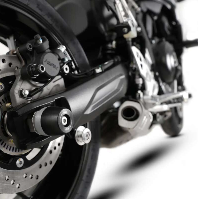 Краш тапи за ост R&amp;G RACING Swingarm Protection Suzuki GSX-8