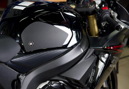 Протектор за резервоар R&amp;G RACING Eazi-Grip Pro Tank Traction Pads Set - Black Suzuki GSX-R 600/750 11-17