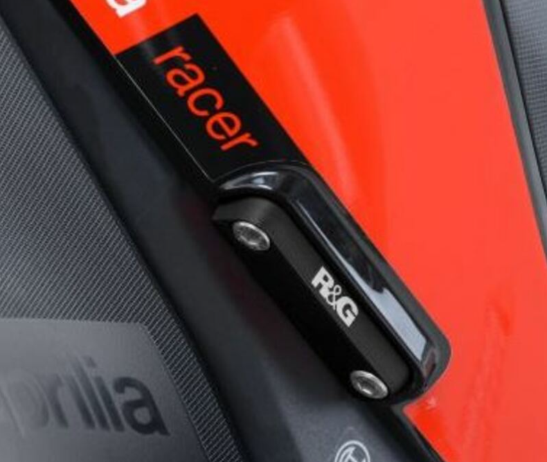 Плоча R&amp;G RACING rear foot rest blanking plate kit for Aprilia RSV4 RR
