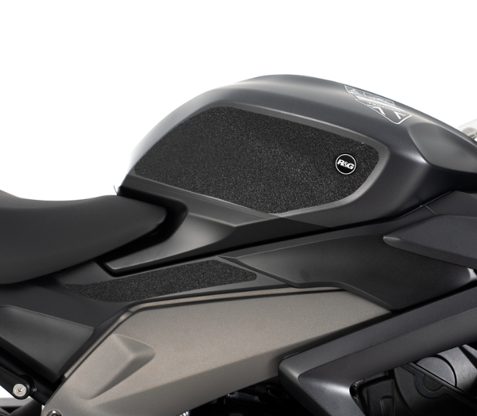 Протектор за резервоар R&amp;G RACING Tank Traction Grips CLEAR Triumph Daytona 660 24-25