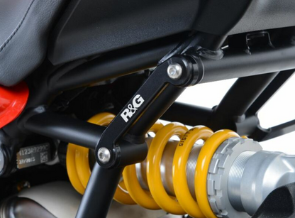 Плоча R&amp;G RACING Black Left Rear Footrest Plate Ducati Monster 1200R 2016