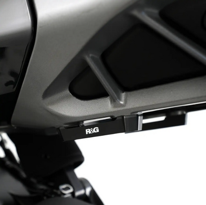 Плоча R&amp;G RACING Footrest Blanking Plate KTM Duke 125/390 24-25
