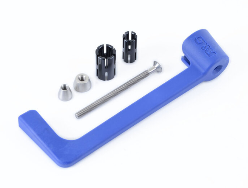 Протектори за кормило R&amp;G RACING Moulded Lever Guard - BLUE Aprilia RS660 20-24