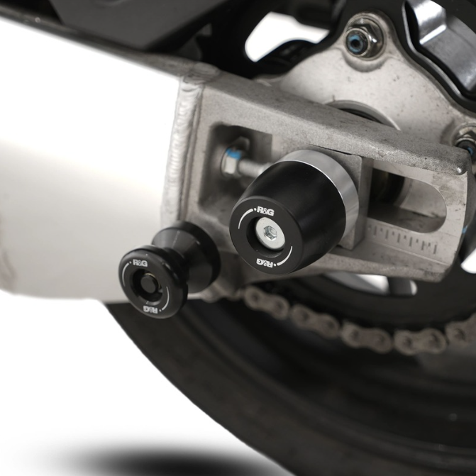 Краш тапи за ост R&amp;G RACING Swingarm Protection Aprilia Tuono 1100 V4 25-26
