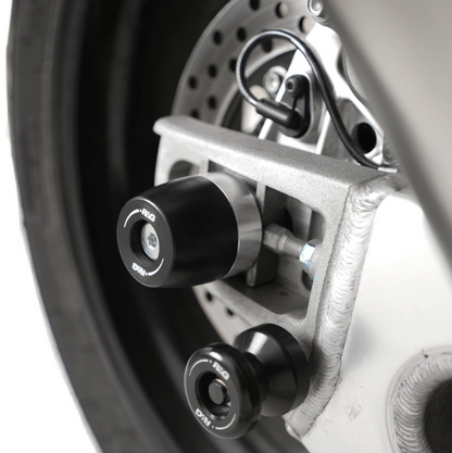 Краш тапи за ост R&amp;G RACING Swingarm Protection Aprilia Tuono 1100 V4 25-26