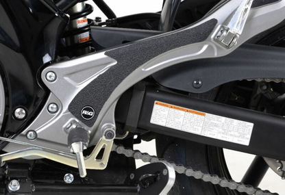 Комплект протектори за ботуши R&amp;G RACING Footrest Hangers Boot Guard Set 2 pieces Black Suzuki Gladius SFV 650 09-15