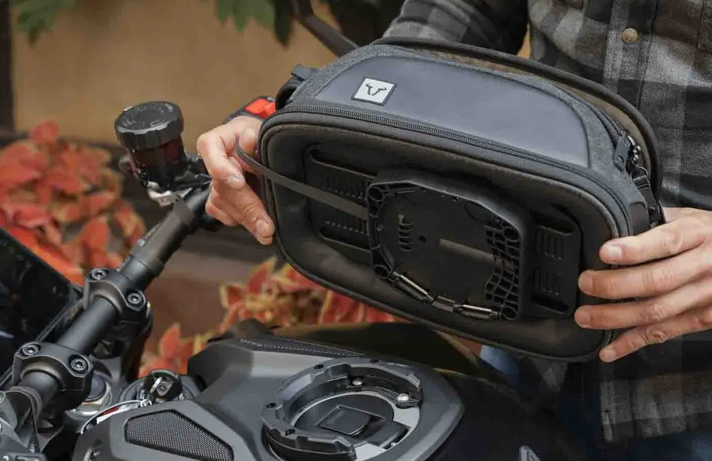 Чанта за резервоар SW-MOTECH LEGEND GEAR TANK BAG LT4