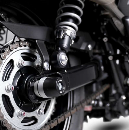 Краш тапи за ост R&amp;G RACING Swingarm Protection Triumph Scrambler 900 23 / Speed Twin 1200 24-26 / 900 25-26