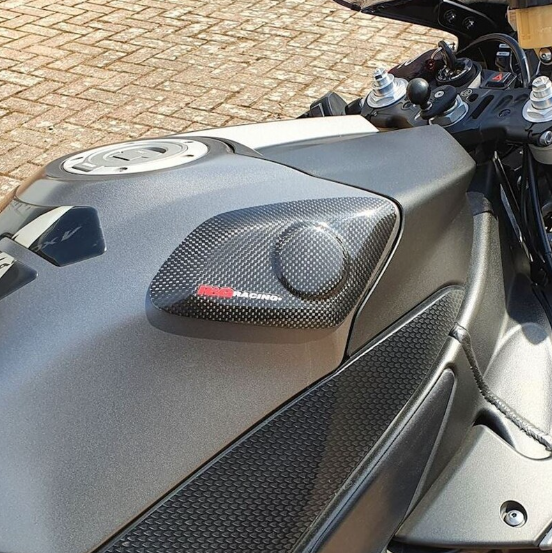 Протектор за резервоар R&amp;G RACING Tank Slider Carbon - Yamaha YZF-R1 09-14