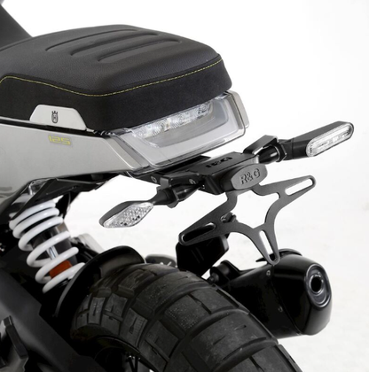 Стойка за номер R&amp;G RACING Licence Plate Holder - Black Husqvarna Svartpilen / Vitpilen 401 20-23