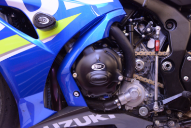 Протектор за двигател R&amp;G RACING Race Series Left Cranckase Protection Cover Black Suzuki GSX-R1000 17-21
