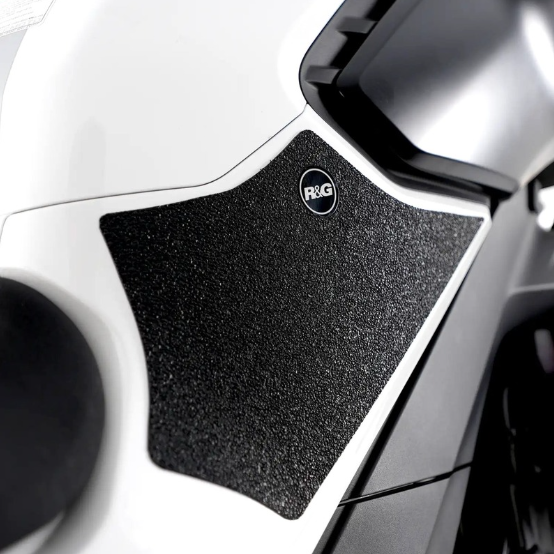 Протектор за резервоар R&amp;G RACING Tank Traction Pads (Set 2 Pieces) - Clear CFMOTO 800NK SPORT 23-25 / ADVANCED 23-24